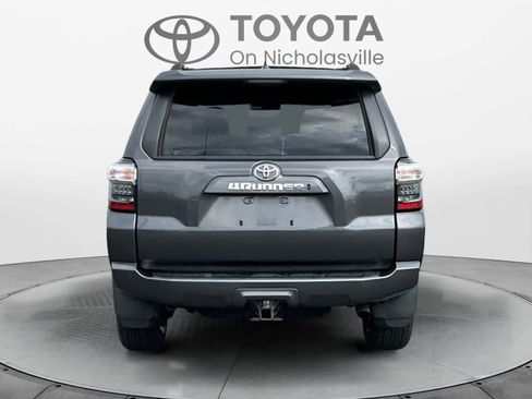 Used 2023 Toyota 4Runner SR5 Premium w/ Moonroof Package AWD/4WD image 4