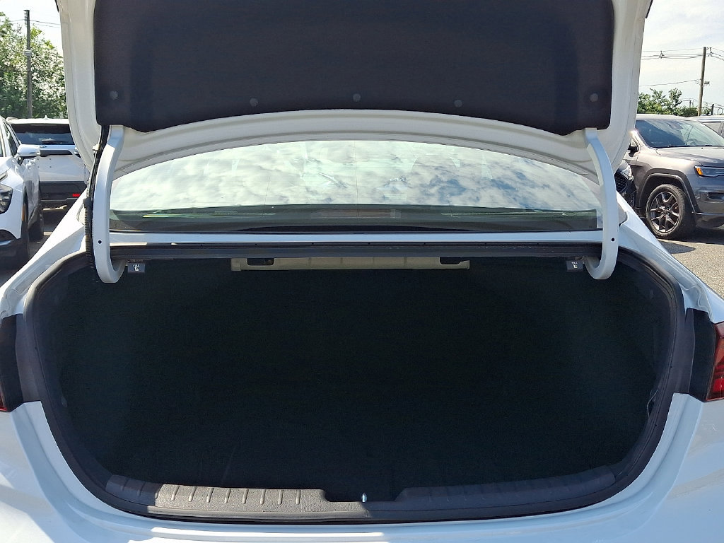 Certified 2023 Kia Forte GT-Line w/ GT-Line Technology Package FWD image 31