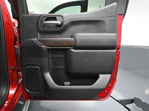 Used 2021 GMC Sierra 1500 SLT image 42