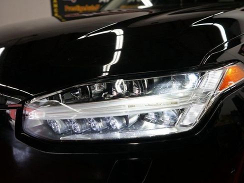 Used 2022 Volvo XC90 T6 Momentum image 19