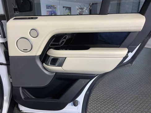 Used 2019 Land Rover Range Rover HSE AWD/4WD image 13