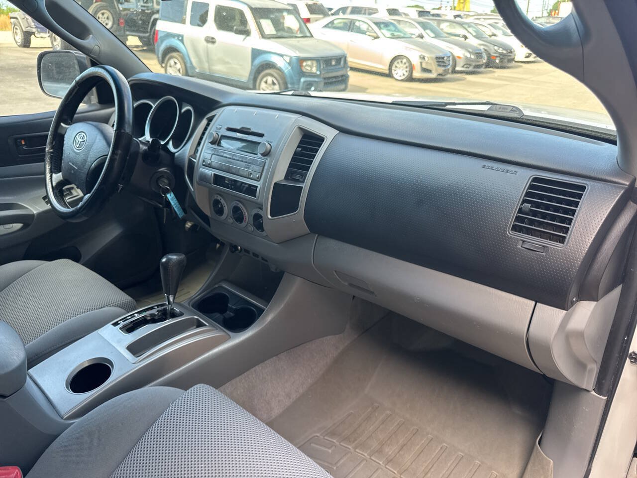 Used 2010 Toyota Tacoma PreRunner RWD image 14