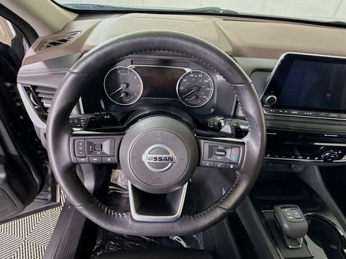 Certified 2021 Nissan Rogue SV w/ Premium Package AWD/4WD image 21