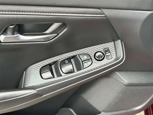 Certified 2022 Nissan Sentra SV image 16