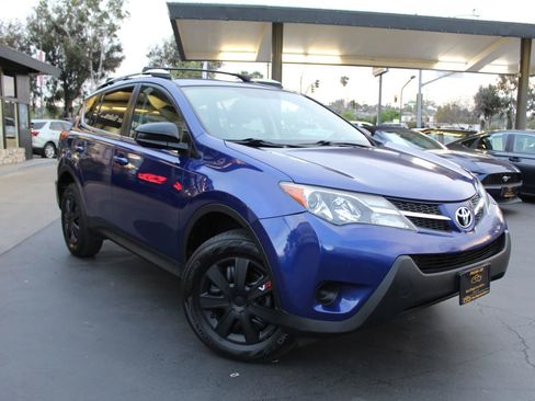 Used 2015 Toyota RAV4 LE FWD image 7