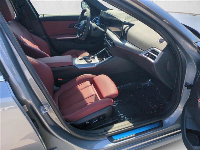 Certified 2026 BMW 330i Sedan w/ Convenience Package RWD image 22