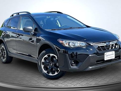 Used 2023 Subaru Crosstrek 2.0i AWD/4WD image 3