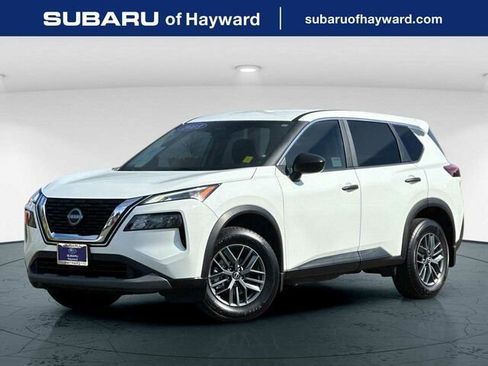 Used 2023 Nissan Rogue S image 1