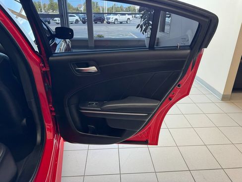 Used 2019 Dodge Charger Scat Pack w/ Dynamics Package RWD image 48