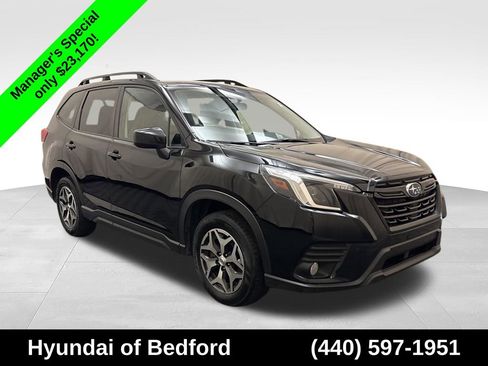 Used 2023 Subaru Forester Premium AWD/4WD image 3