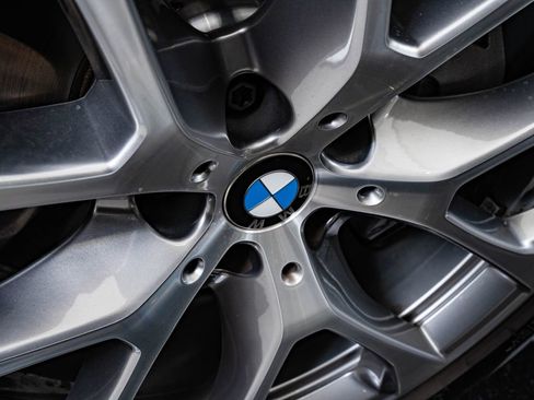 Used 2024 BMW X5 xDrive40i w/ Premium Package image 8