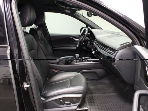 Used 2019 Audi Q7 3.0T Prestige AWD/4WD image 15