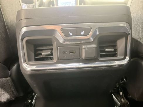 Used 2020 GMC Sierra 3500 Denali w/ Denali Ultimate Package AWD/4WD image 21