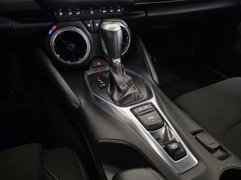 Used 2020 Chevrolet Camaro LT image 25