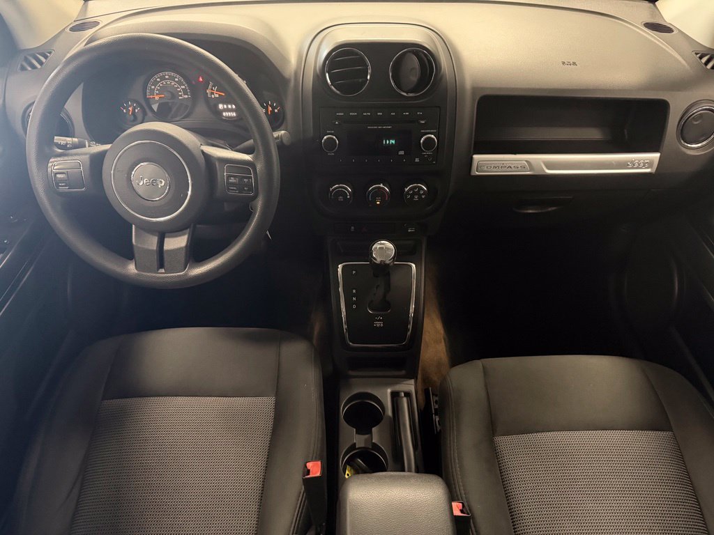 Used 2014 Jeep Compass Sport FWD image 12