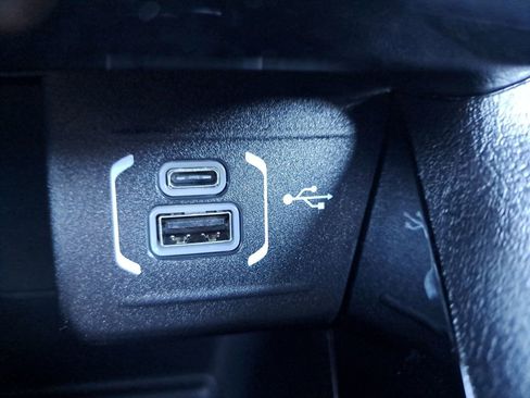 New 2026 Jeep Compass Latitude image 6