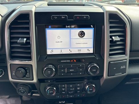 Used 2017 Ford F150 Lariat image 27