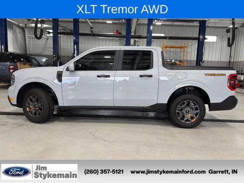 Used 2023 Ford Maverick Tremor w/ Tremor Off-Road Package AWD/4WD image 3