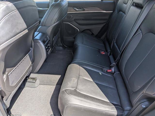 New 2026 Jeep Grand Cherokee Limited AWD/4WD image 17