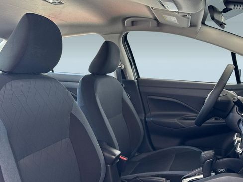 Used 2024 Nissan Versa SV FWD image 31