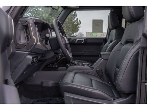 New 2025 Ford Bronco Badlands image 15