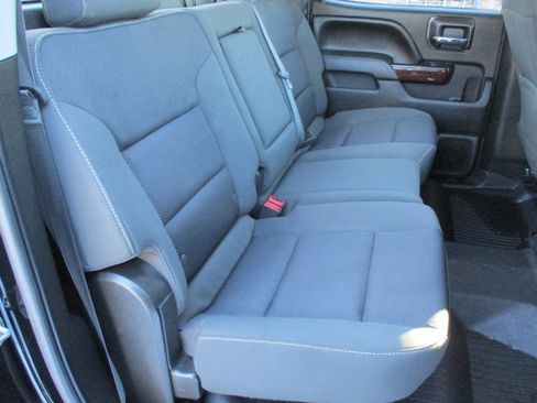 Used 2017 GMC Sierra 2500 SLE w/ SLE Preferred Package image 21