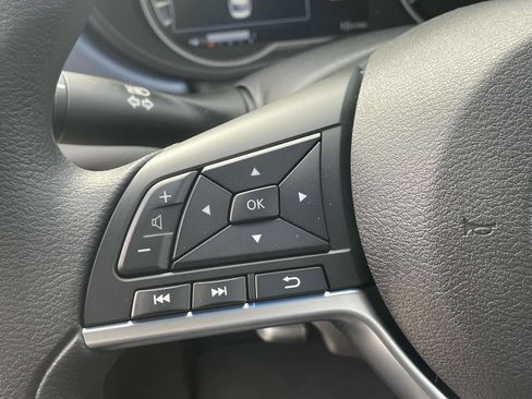 New 2025 Nissan Versa SV w/ Trunk Package image 20