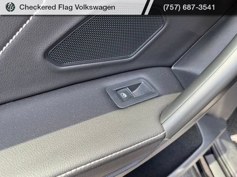 Used 2023 Volkswagen Tiguan SE R-Line AWD/4WD image 25