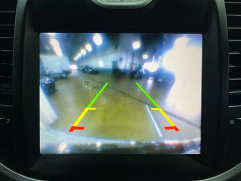 Used 2014 Chrysler 300 C AWD/4WD image 11