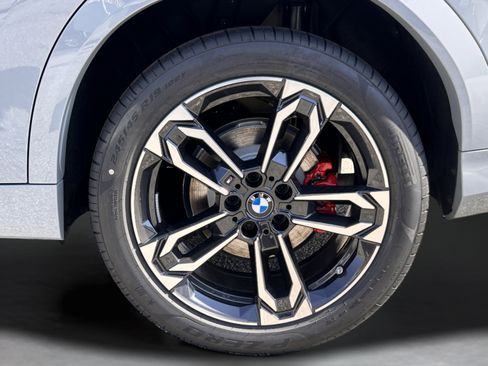 Used 2026 BMW X2 xDrive28i w/ Technology Package AWD/4WD image 36