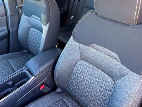 New 2026 Nissan Kicks SV image 12