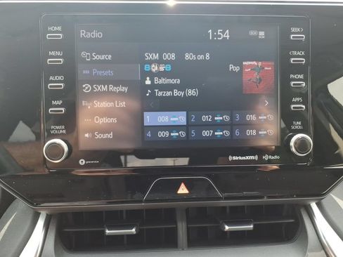 Used 2021 Toyota Venza LE w/ Carpet Mat Package (TMS) AWD/4WD image 22