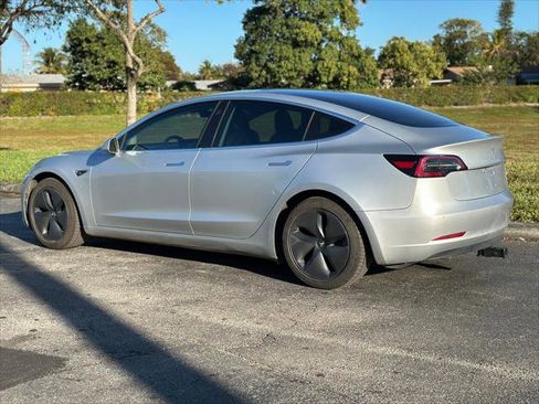 Used 2018 Tesla Model 3 Long Range image 6