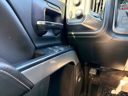 Used 2018 Chevrolet Silverado 1500 LTZ Z71 w/ Redline Edition image 13