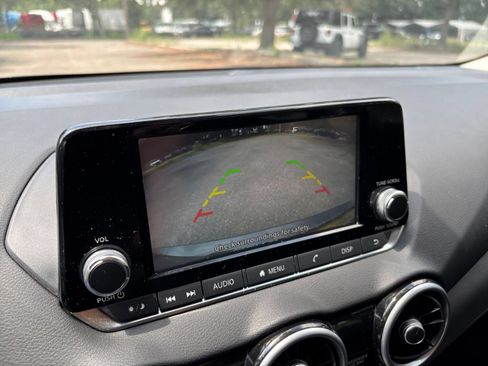 Used 2025 Nissan Sentra S FWD image 22