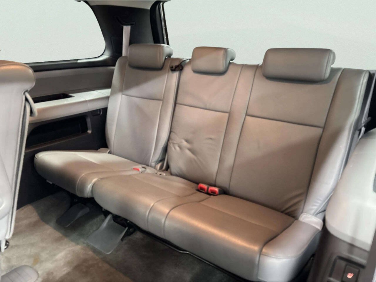 Used 2008 Toyota Sequoia Limited AWD/4WD image 21