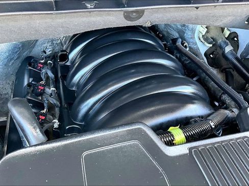 Used 2020 Chevrolet Silverado 1500 LT image 32