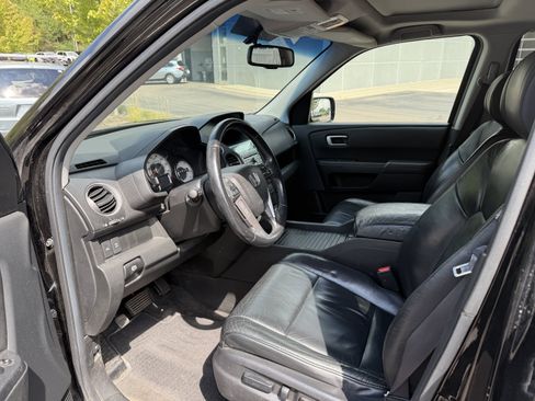 Used 2011 Honda Pilot Touring image 3