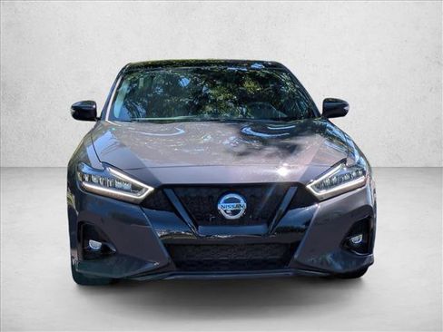 Used 2021 Nissan Maxima Platinum w/ 40th Anniversary Package FWD image 2