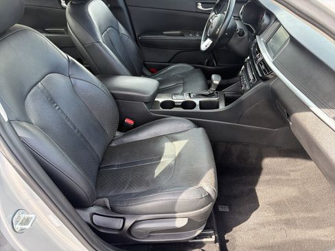 Used 2020 Kia Optima SE FWD image 11