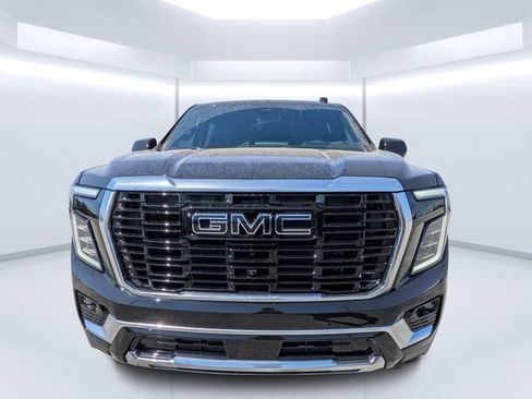 New 2026 GMC Yukon XL Denali w/ Denali Reserve Package AWD/4WD image 8