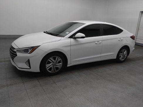 Used 2020 Hyundai Elantra SEL w/ Cargo Package (C1) FWD image 2