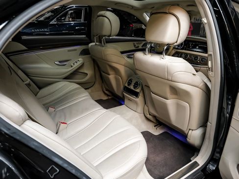 Used 2015 Mercedes-Benz S 550 Sedan image 37