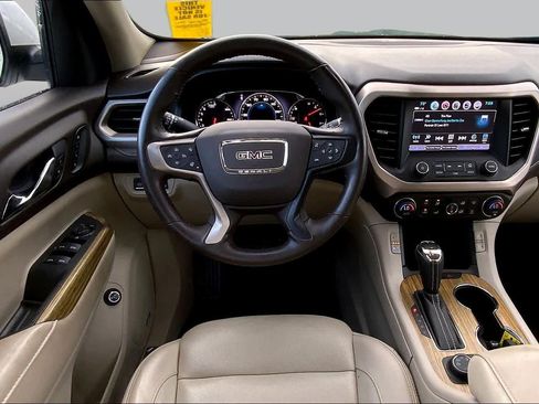 Used 2019 GMC Acadia Denali w/ Technology Package AWD/4WD image 6