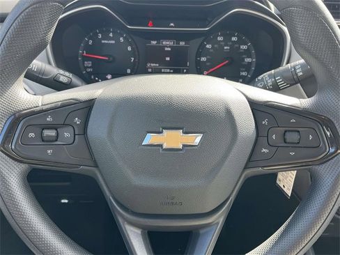 Used 2022 Chevrolet TrailBlazer LS image 19