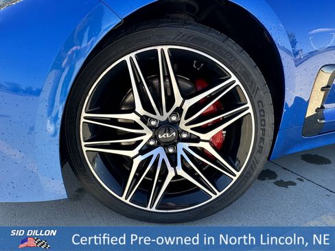 Used 2022 Kia Stinger GT1 image 9