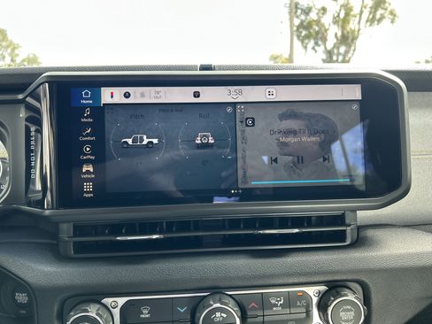 New 2026 Jeep Gladiator Sport image 24