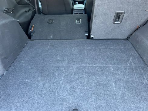 Used 2024 Chevrolet Equinox LT image 12