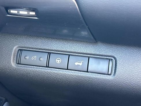 New 2026 Nissan Pathfinder SL w/ SL Premium Package AWD/4WD image 28