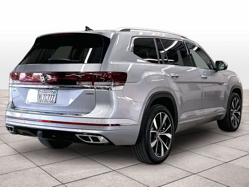 Used 2024 Volkswagen Atlas SEL Premium R-Line AWD/4WD image 9